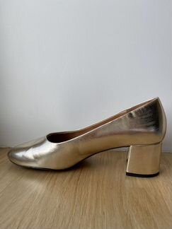 Туфли из кожи Zara золотистого цвета