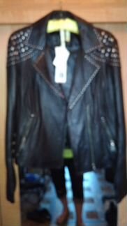 Новая кожаная Куртка косуха модная фирмы Apart