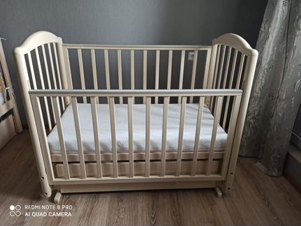 Детская кроватка