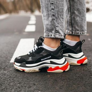 Кроссовки Balenciaga Triple S (Баленсиага Трипли)