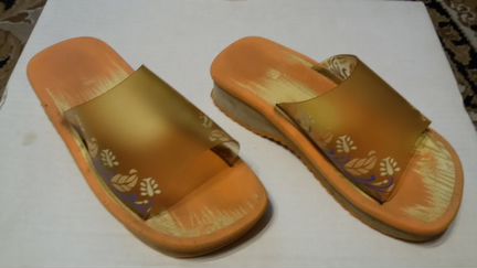 Шлепки, вьетнамки, тапочки по стельке 18-19 см