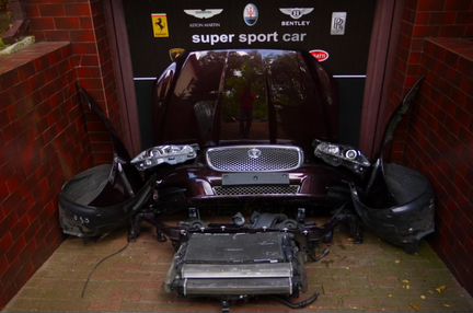 Jaguar XJ X351 комплектный перед (ноускат)