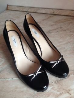 Туфли Prada лаковые оригинал 40 размер