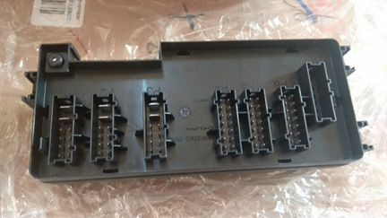 Блок предохранитель Мерседес 164 новый оригинал