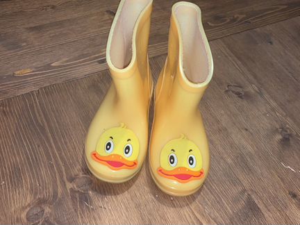 Сапоги резиновые 26 р