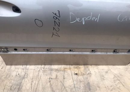 Передняя пассажирская дверь Мерседес w211