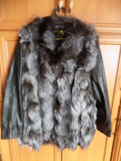 Жилетка из меха чернобурки, р-р 48 (L)