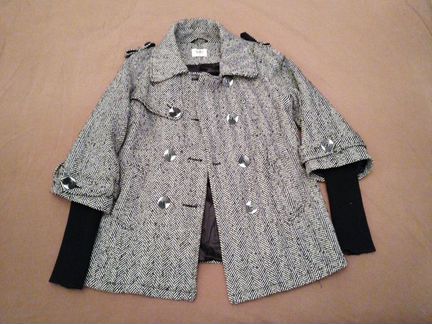 Пальто демисизонное размер М