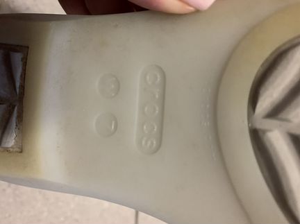Сандалии crocs 37