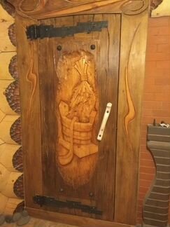 Дверь из массива