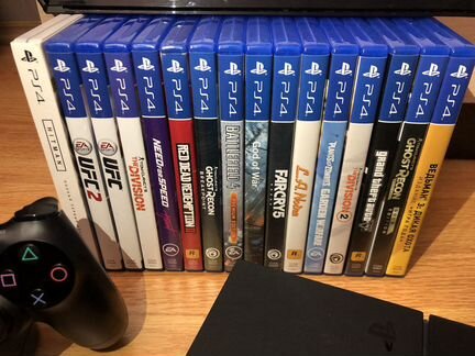 Продам комплект Sony PS4