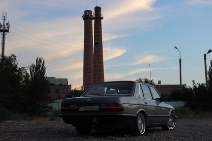 BMW 5 серия 2.7 МТ, 1987, 223 550 км