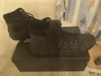 Convers зимние eur 44 uk 10 cm 28.5