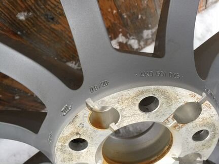 Комплект оригинальных колес для Audi A6 R17