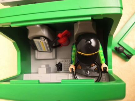 Playmobil грузовик с контейнером