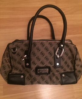 Сумка Guess