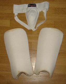 Кимано детское в комплекте с поясом и защитой