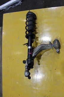Стойка подвески Nissan