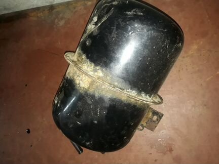 Бачок вакуумника Hyundai hd 78 65