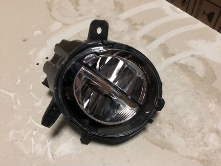 Правый ходовой огонь рестайлинг лед бмв Ф30 BMW