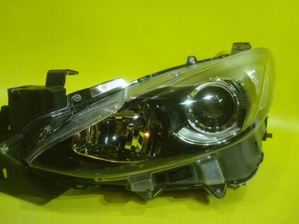 Передняя Правая Фара Мазда 3 BM 2013-15г галоген