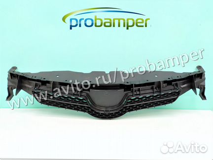 Решетка радиатора Toyota Auris (07-г)