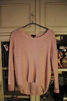 Розовый свитер Topshop