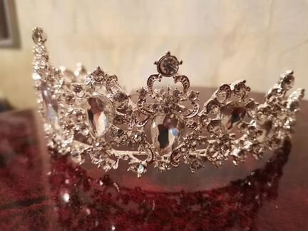 Диадема свадебная