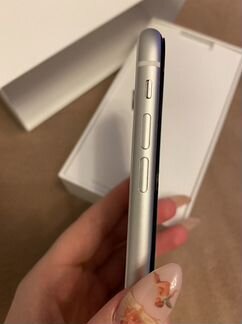 Телефон iPhone xr