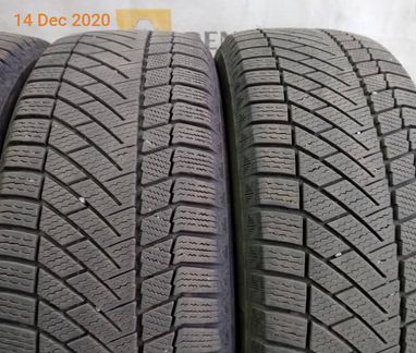 Зимние Шины R19 235 55 19 Continental