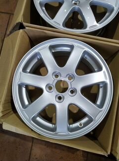 Диски бу оригинал R15 Y на Subaru