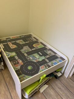 Игровой развивающий столик