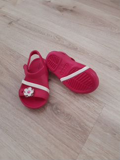 Босоножки для девочки Crocs 24 /7