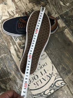 Продаю кроссовки Vans 39р. по стельке 25см(лот2)