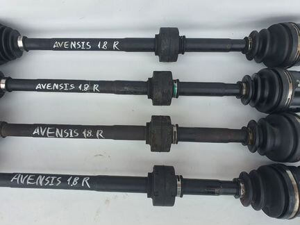 Привод передний правый Toyota Avensis (2) 1.8