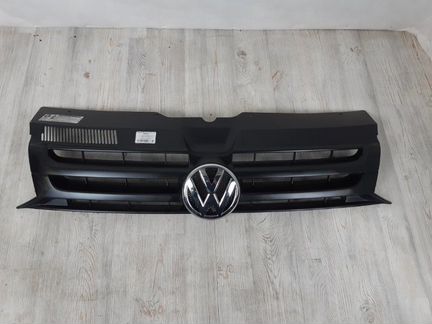 Решетка радиатора передняя Vw Transporter T5+ Gp