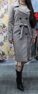 Пальто двубортнее с поясом на подкладе