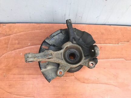 Кулак поворотный передний правый Kia Rio 3 1.6