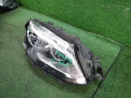 Фара правая Mercedes GLE W166 (2015-2018) LED A166