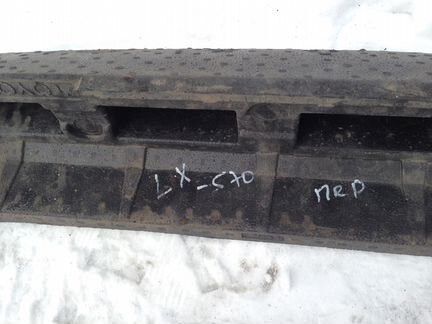 Лексус LX570 наполнитель переднего бампера