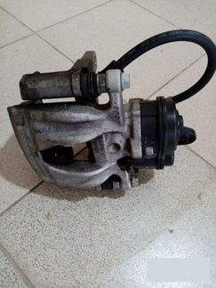 Суппорт тормозной задний левый Audi Q7 4M 2015