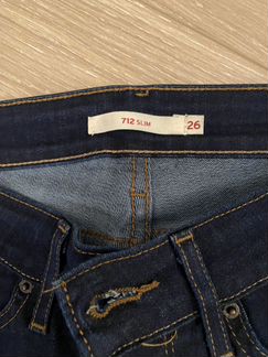 Джины Levi’s 712 slim