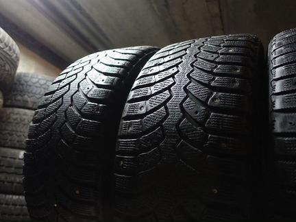 235 65 17 Bridgestone Blizzak Spike-01 10ST