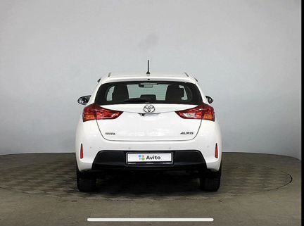 Toyota Auris 1.6 CVT, 2014, 107 000 км