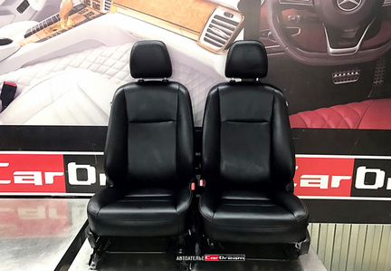 Сиденья чёрная кожа Toyota Camry v50