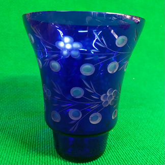 Ваза цветное стекло кобальт резьба