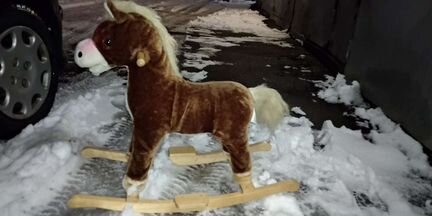 Лошадь качалка