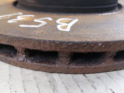 Тормозной диск передний Mercedes-Benz Slk R170