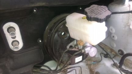 Главный тормозной и Вакуумник New Actyon SsangYong