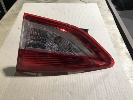 Фонарь правый в крышку багажника Ford Kuga